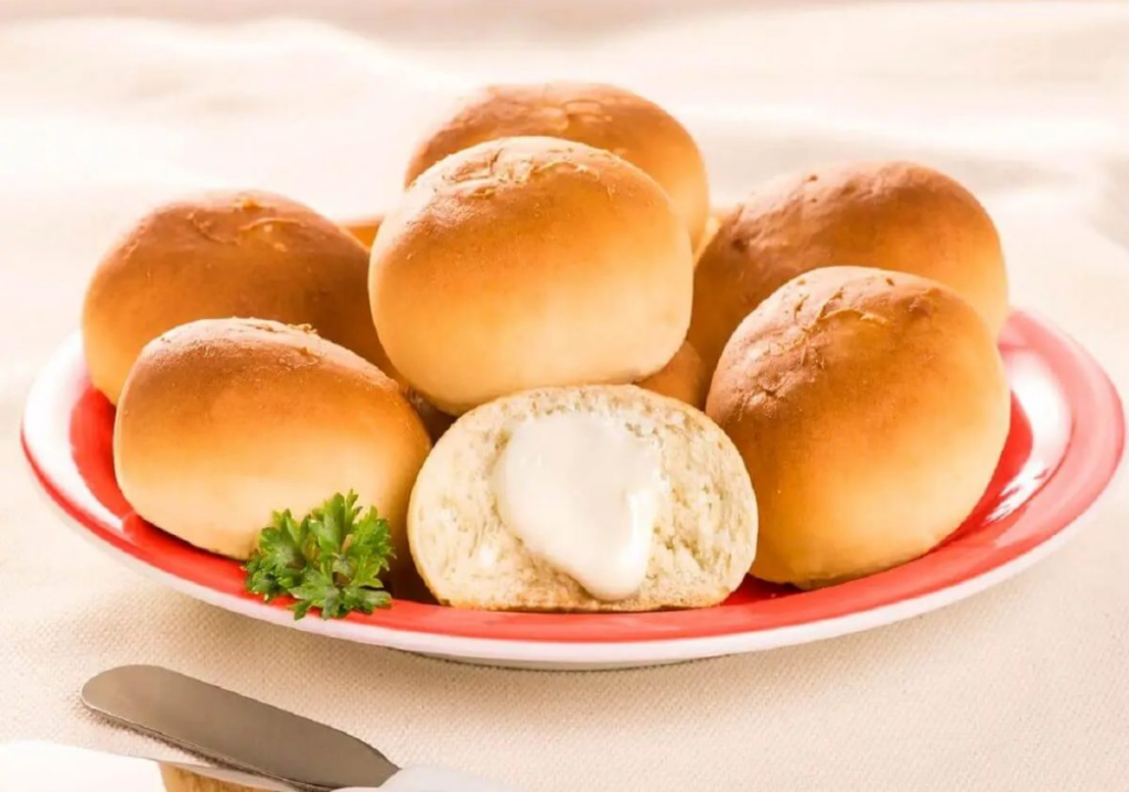 Pão caseiro de requeijão