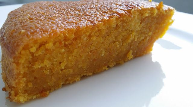 Bolo de cenoura e limão